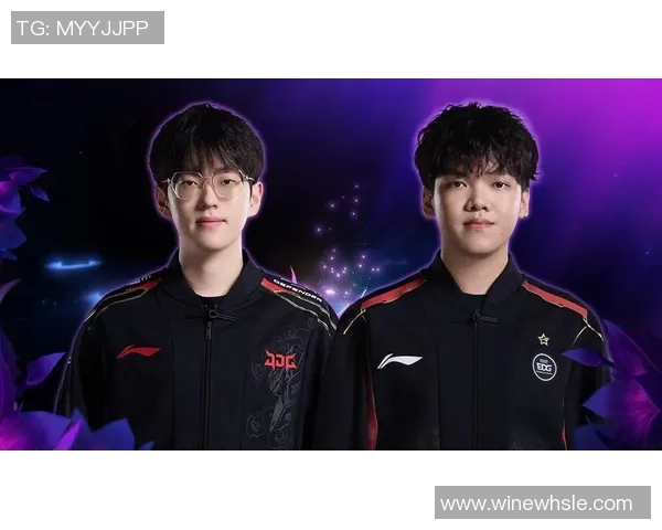 赛后复盘：解析JDG与EDG在比赛中的战术灵活性与应变能力