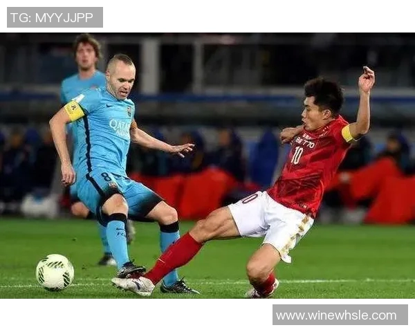 巴塞罗那在世俱杯中的辉煌历程与传奇对决回顾