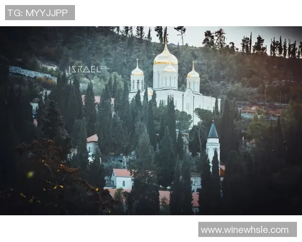 探索埃斯特旺的魅力与历史：一场文化与自然的完美交融之旅