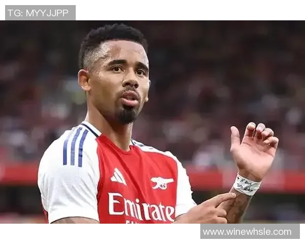 热苏斯的崛起之路：从青训小将到世界级足球明星的蜕变历程