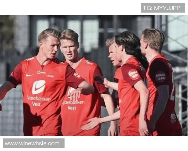 皮尔森与布加勒斯特星的激烈对决揭示了足球战术的新趋势与挑战