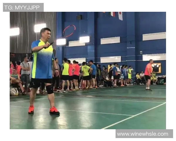 重庆羽毛球队的团队协作精神与训练心得探讨