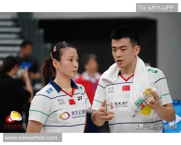 重庆羽毛球队与上海羽毛球队赛后复盘战术分析与总结