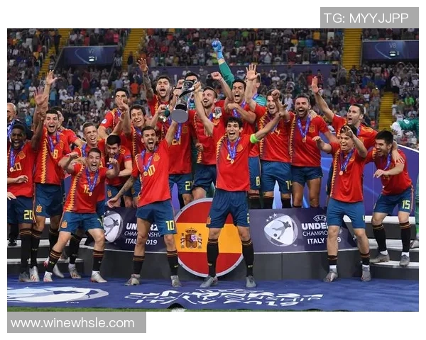 2004年欧洲杯经典对决回顾葡萄牙与西班牙的激烈较量与历史意义 2004年欧洲杯经典对决回顾葡萄牙与西班牙的激烈较量与历史意义