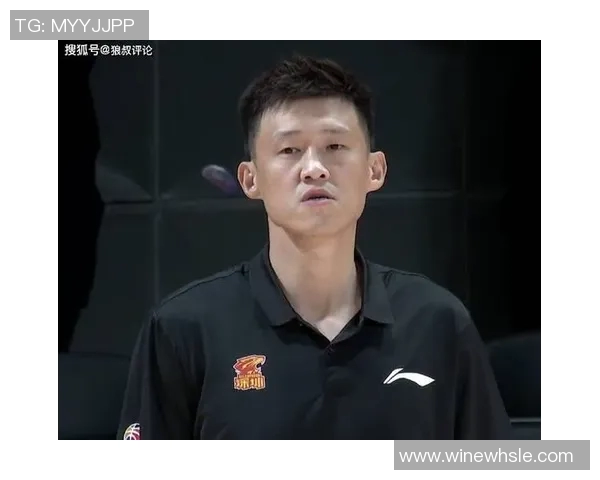 周鹏：从篮球场上的传奇到生活中的坚韧榜样，见证奋斗与荣耀的岁月
